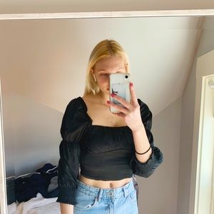 black quarter sleeve blouse